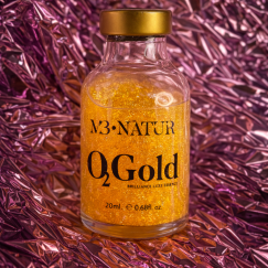 Баночка состава для ботокса бровей крупным планом