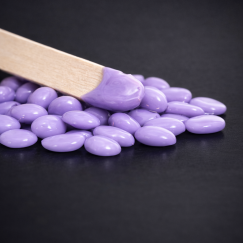 Воск на палочке для точного оформления зоны бровей