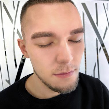 Брови после коррекции в Туле — аккуратная форма и чистый контур